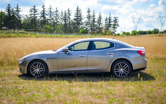 Maserati Ghibli cena 105000 przebieg: 120000, rok produkcji 2014 z Kościan małe 121